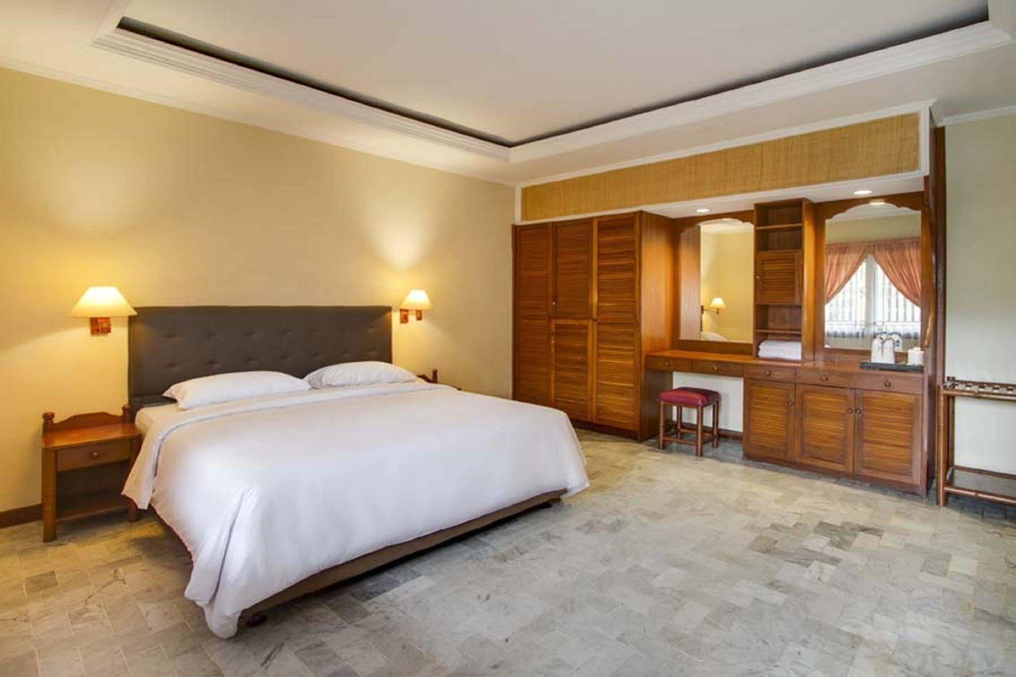 Bali Bungalo Hotel Kuta Lombok Exterior foto